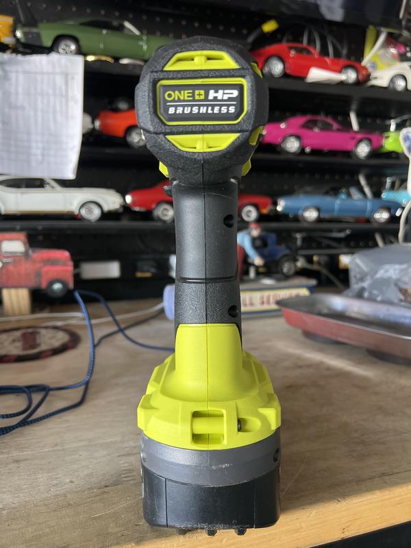 Ryobi p881 hotsell