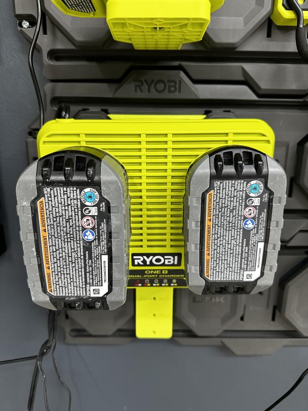 RYOBI ONE+ 18V Dual Port Simultaneous Charger With 6.0 Ah HIGH