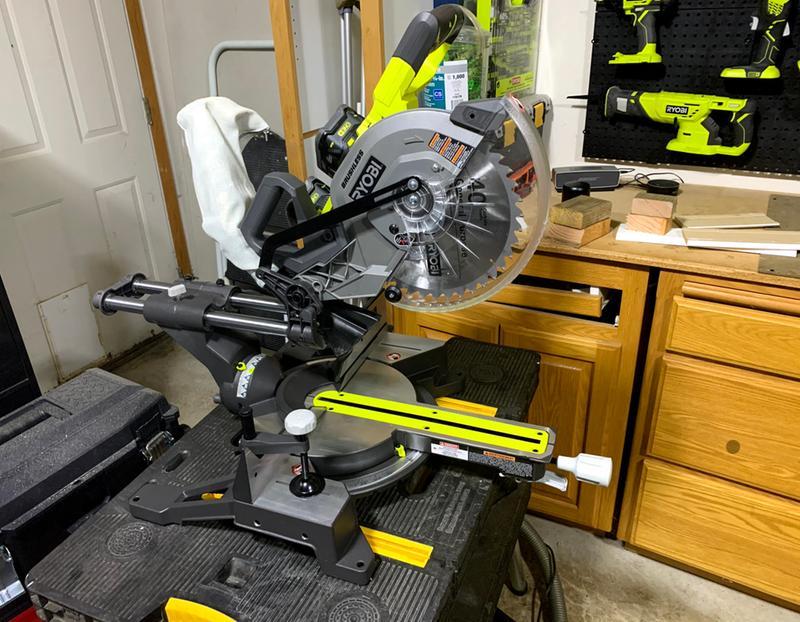 18V ONE 10 IN. BRUSHLESS DUAL BEVEL SLIDING MITER SAW RYOBI Tools