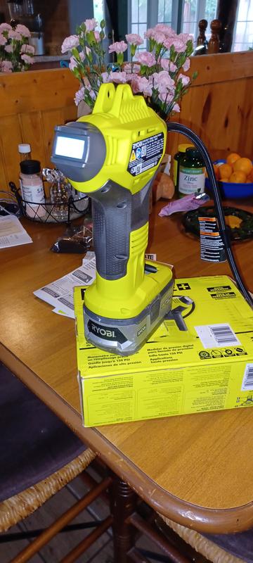 Compresor de aire ONE+™ de 1 galón y 18 V - Herramientas RYOBI