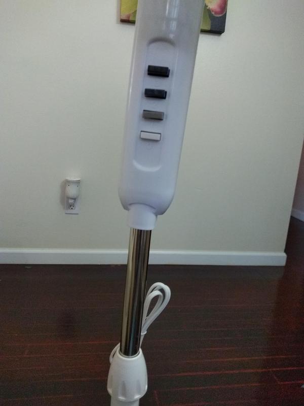 It's difficult to show the "wobble" in pictures