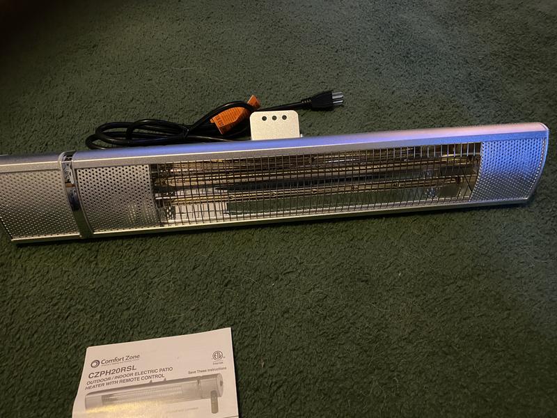 Comfort Zone 5120-BTU 120-Volt Silver Carbon Fiber Electric Patio Heater in  the Electric Patio Heaters department at Lowes.com