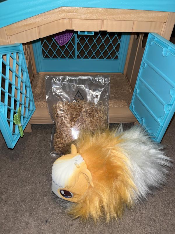 Little Live Pets™ Mama Surprise!™ Guinea Pigs Play Set, 1 ct - Fred Meyer