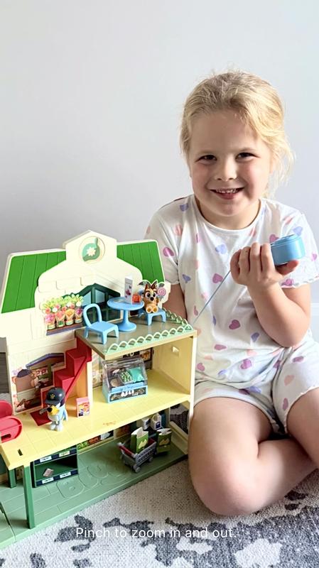 Supermarket fun with Bluey