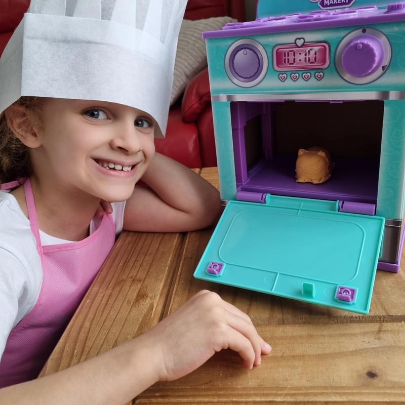 Easy Bake Oven and Accessories - Toy Kitchens & Food - Zachary, Louisiana, Facebook Marketplace