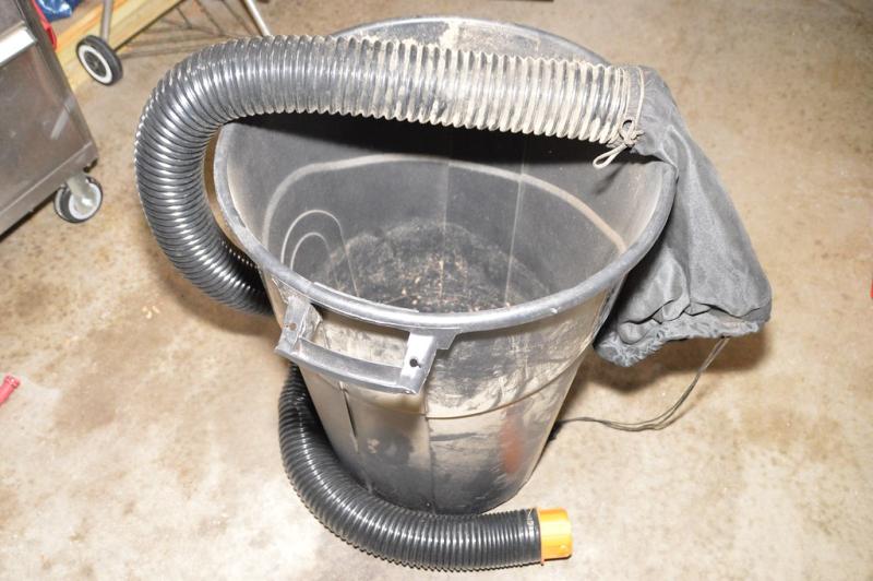 Leaf pick up for my Trivac WG509 and 32 gal. barrel.