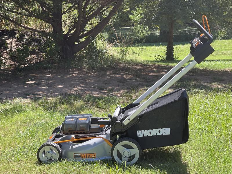 WORX Nitro Power Share 80 volt Max 21 in Cordless Self propelled