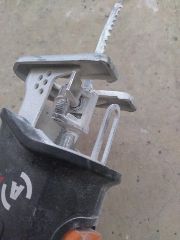 Quick change thumb biter thingy.