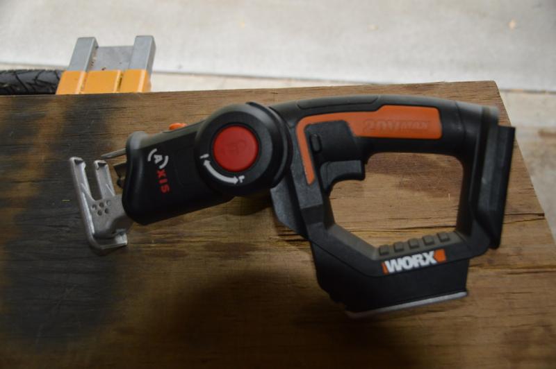 My Worx saw Axis WX550L.9