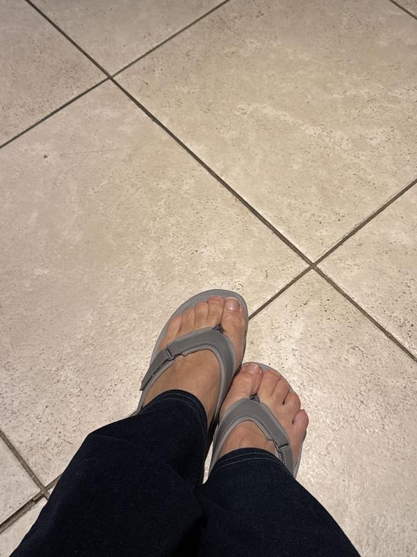 Review Thumbnail Image 0 384704591