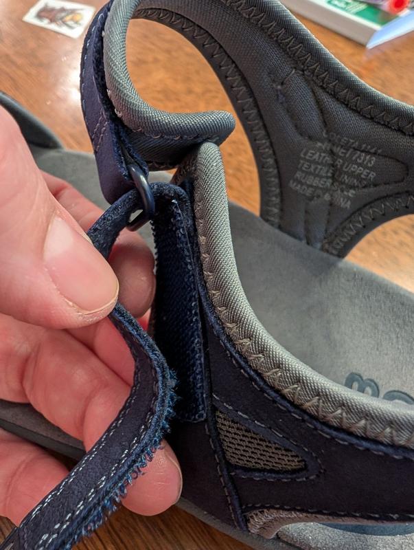 Customer photo for "Not enough Velcro for a secure fit"