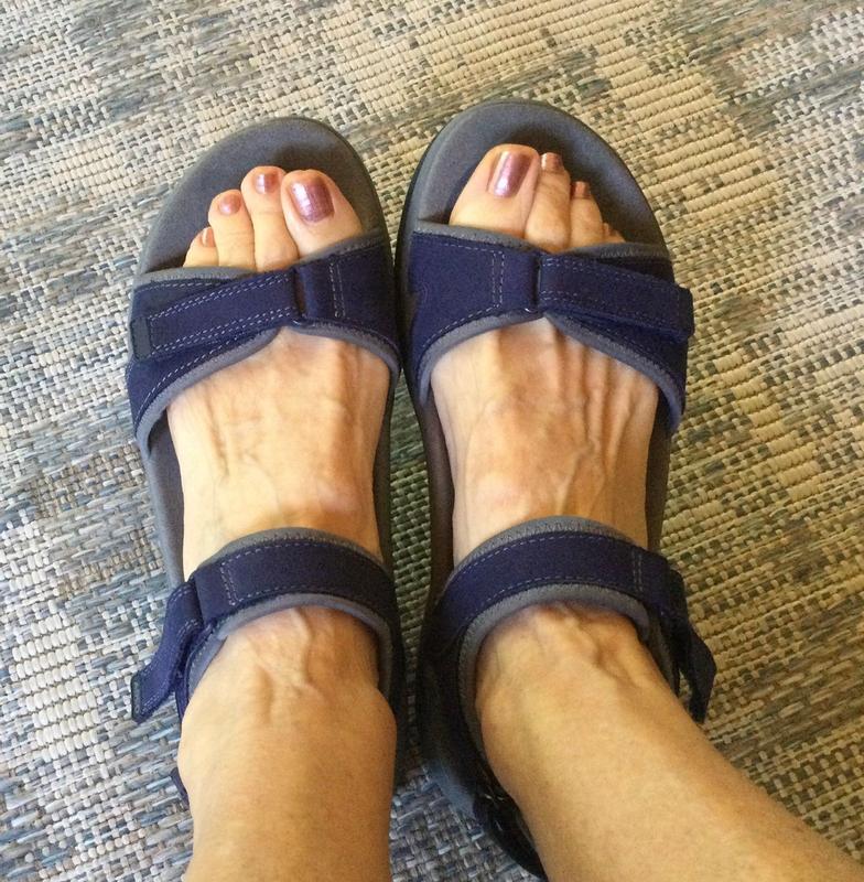 Customer photo for "Great fitting sandals!"