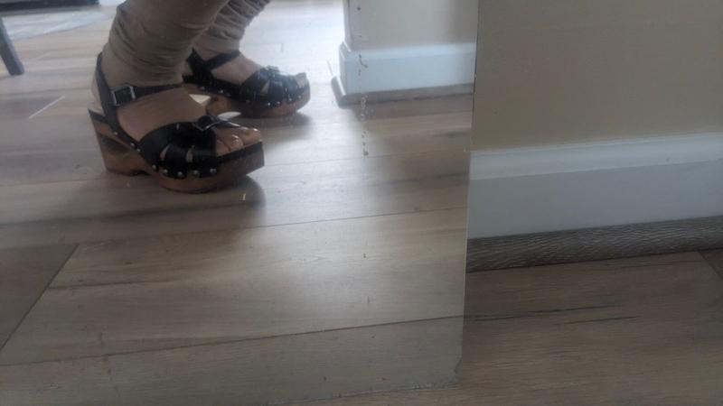 Review Thumbnail Image 0 380669460