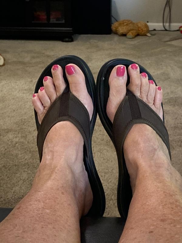 Customer photo for "Great sandals"