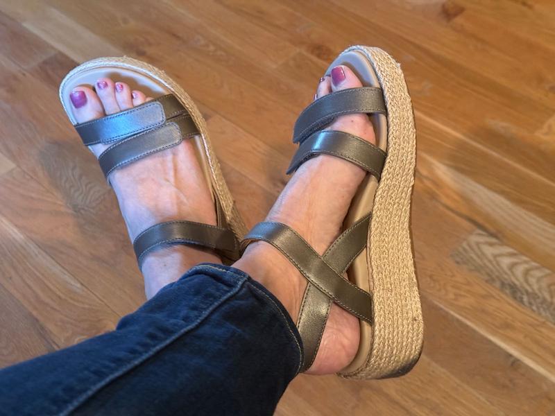 Review Thumbnail Image 1 374512028