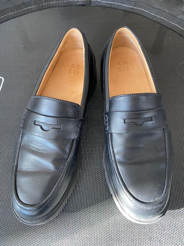 Customer photo for "heavy soles"