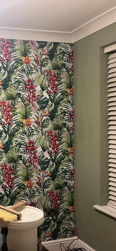 Finished room and last drop on the wall