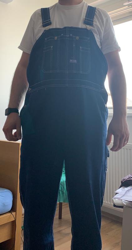 Generous fit and feel; huge bib pocket holds all your stuff