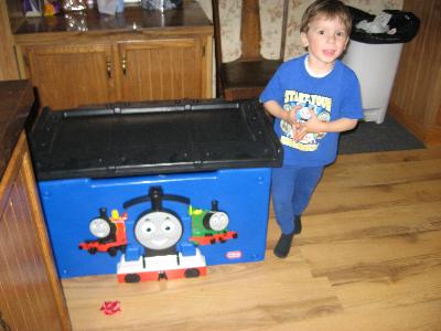 little tikes thomas the train toy box