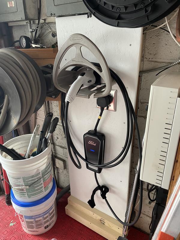 J1772 EV Charger Nozzle Holster Dock for J1772 Connector | Lectron