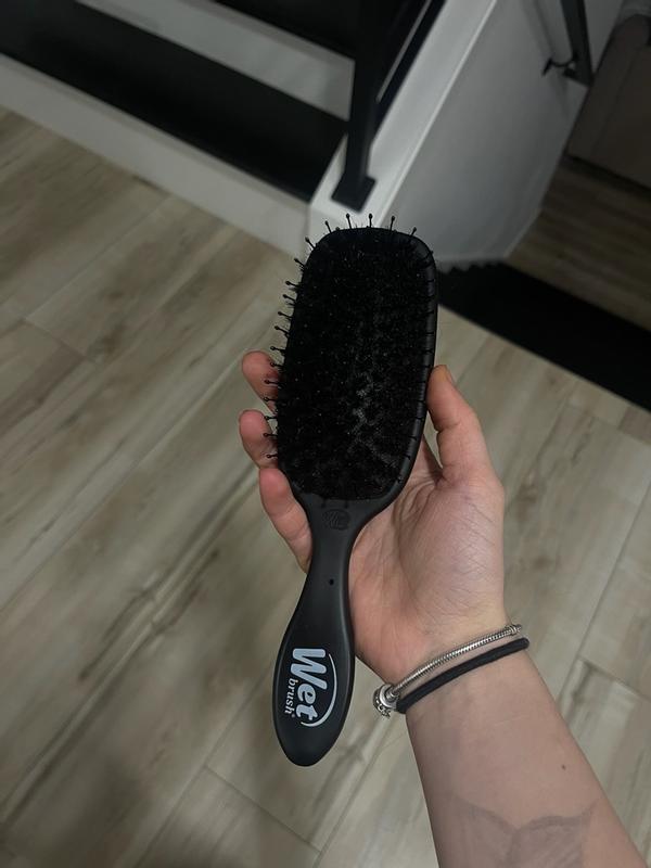 Smooth hair? Get this brush