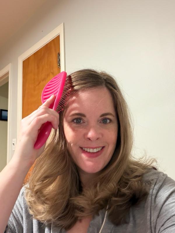 Customer photo for "This brush is amazing!"