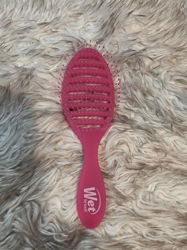 Customer photo for "Love this detangler and how quickly it dries the hair"