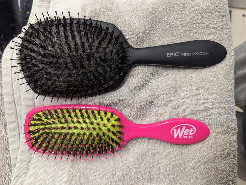Wet Brush Shine Enhancer Brush | Black