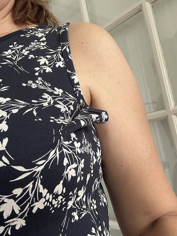 pact fit and flare keyhole dress Pact Women's Medium Fit & Flare Dress Scattered Posies Black Keyhole Back