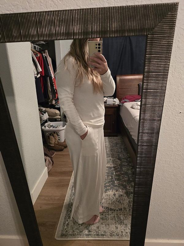 Customer photo for "Bottoms run big and long"