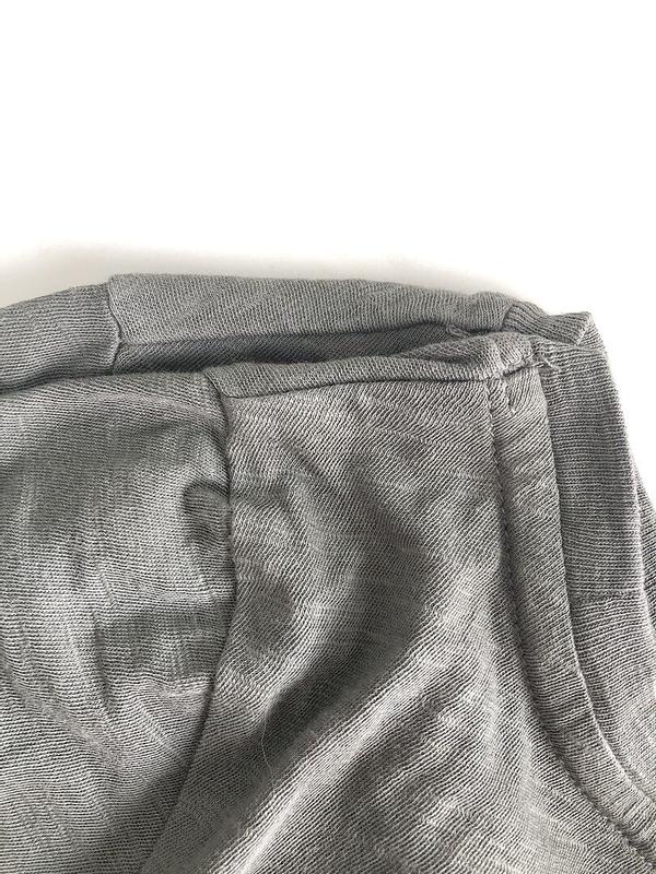 Customer photo for "Shoulders Very Different Widths"