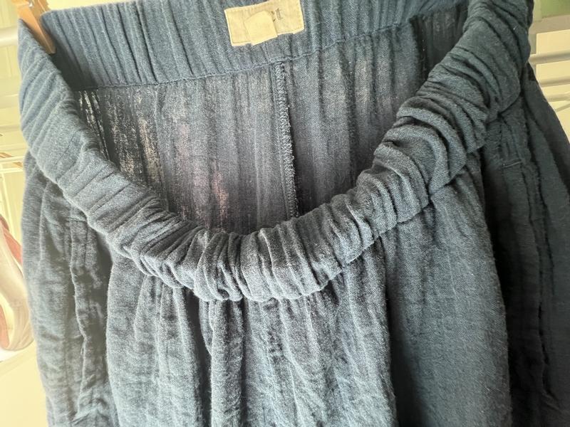 Customer photo for "Expensive but cheaply made"