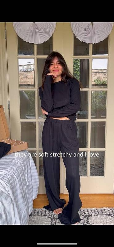 Customer photo for "LOVE THIS PANTS"