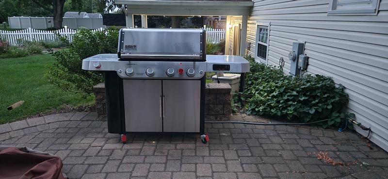 GENESIS S-435 Gas Grill (Liquid Propane), Genesis Series, Gas Grills