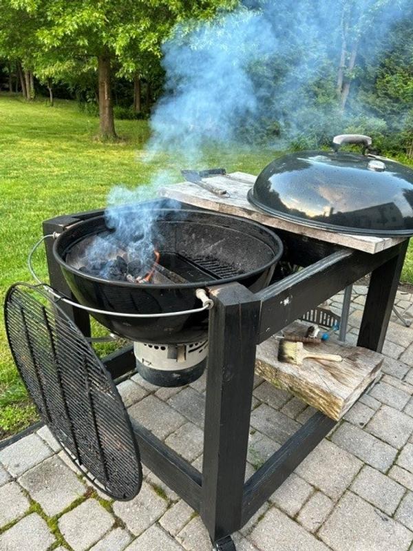 Weber Master-Touch 26-in W Smoke Kettle Charcoal Grill 1500065 at