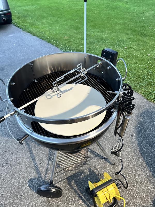 Weber Master-Touch 22-in W Smoke Kettle Charcoal Grill Weber Master-Touch 22-in W Smoke Kettle Charcoal Grill