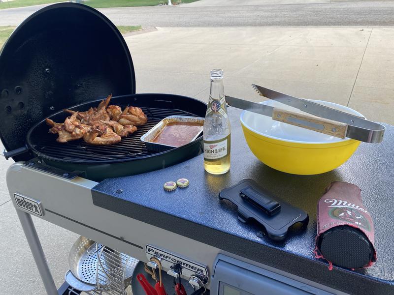 Weber Performer Deluxe 22 in W Copper Kettle Charcoal Grill 15502001 at Lowes