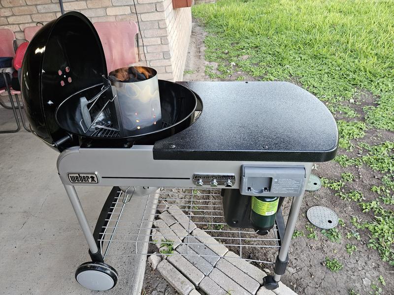 Weber Performer Deluxe 22-in W Copper Kettle Charcoal Grill