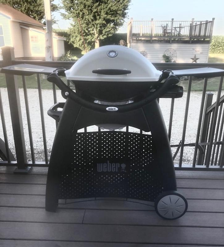 Grill w/Stand