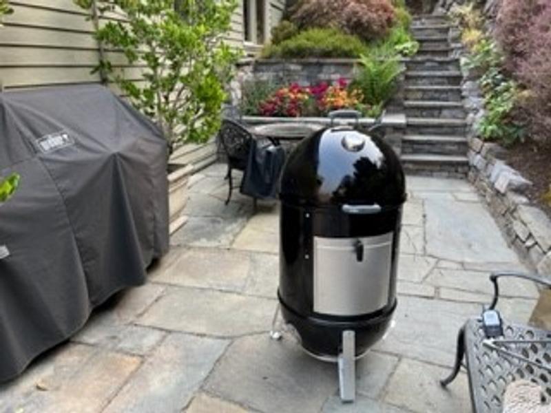 Weber Grills Smokey Mountain Cooker 22-Inch Charcoal Smoker - 731001