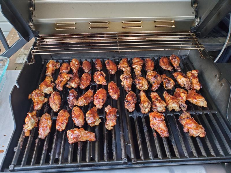 MMMmmm wings on my BBQ.