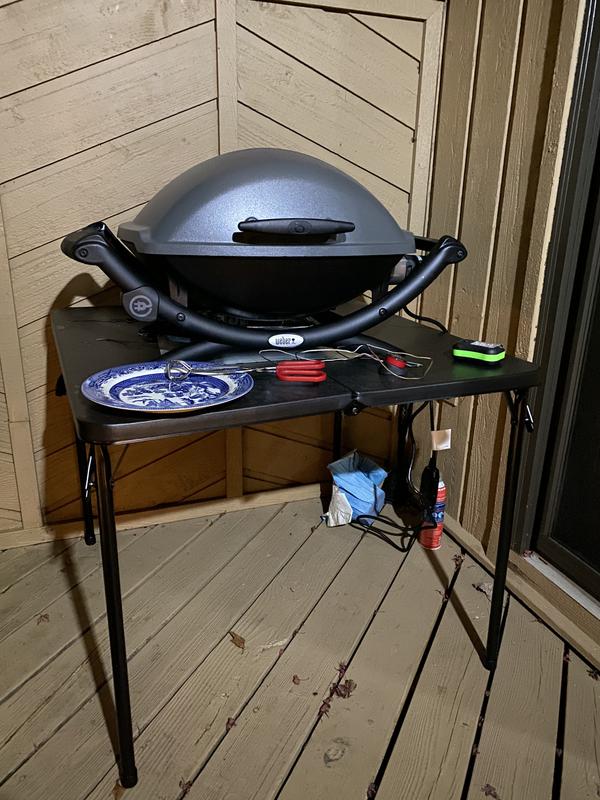 Weber 280-Sq in Dark Gray Portable Grill 55020001 at Lowes.com