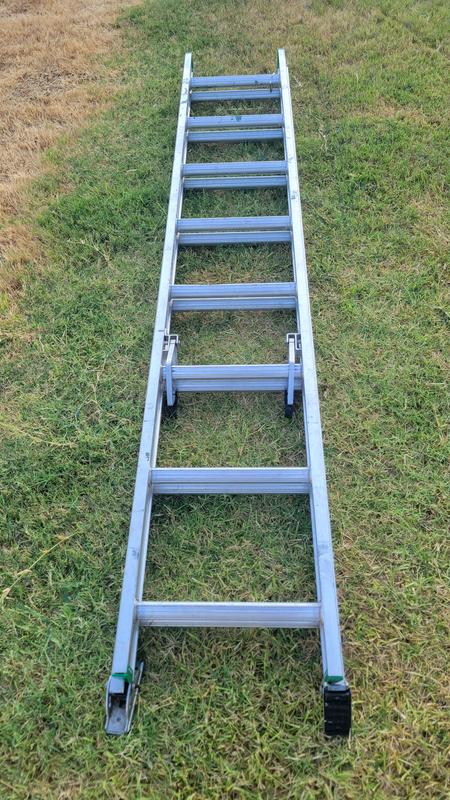 Werner D1200-2 16-ft Aluminum Type 2-225-lb Load Capacity Extension Ladder  in the Extension Ladders department at