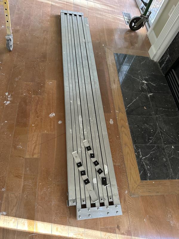 PA208 | Planks | Werner