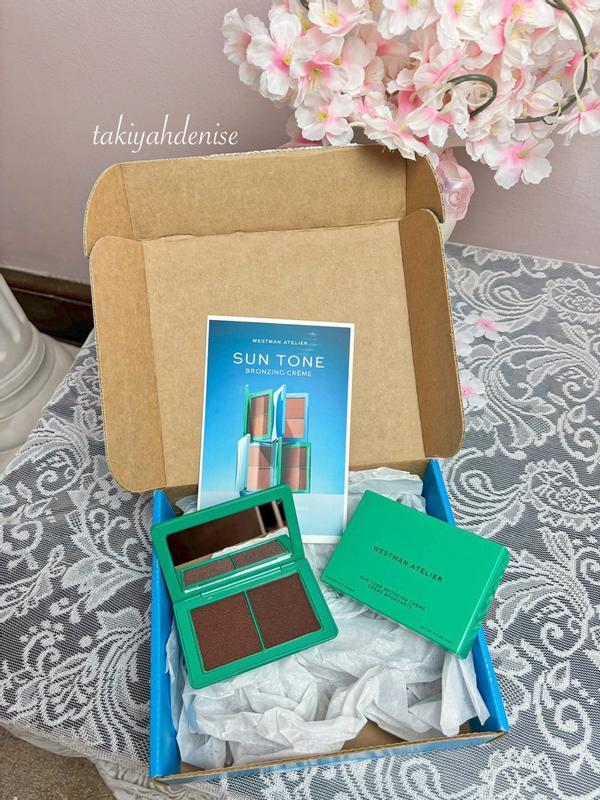 Customer photo for "The BEST bronzer!!"