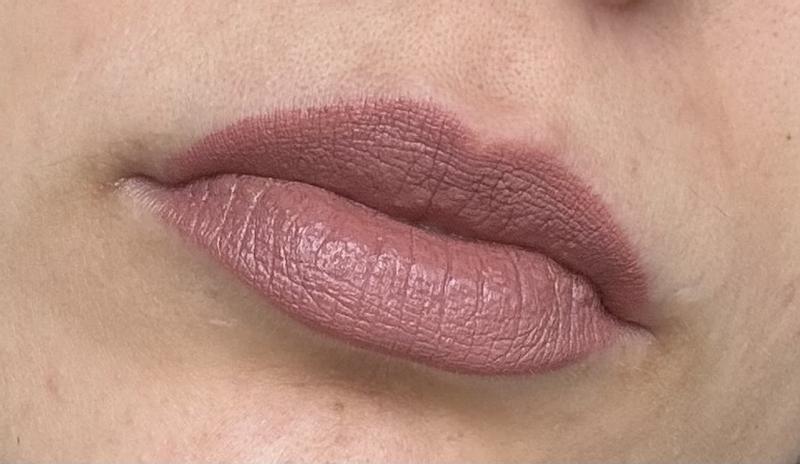 Customer photo for "Absolutely different colour"