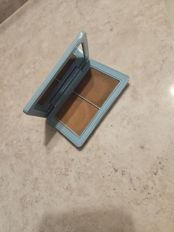 Customer photo for "In love with this bronzer"