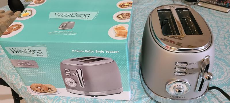 West Bend Blue 2-Slice 500-Watt Toaster with 6 Shade Settings and Slide-Out  Crumb Tray in the Toasters department at