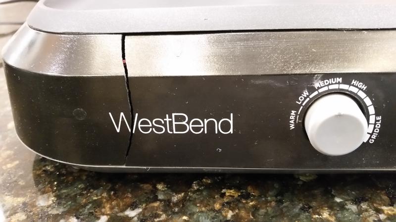 West Bend 84915R Versatility 5 Quart Slow Cooker Red Nonstick