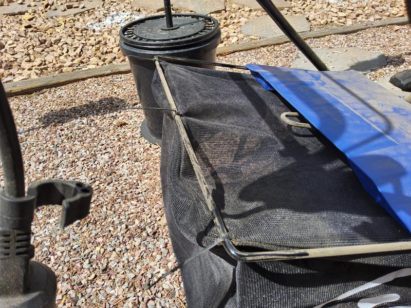 Attached the back of catcher bag to the bag frame.  It works a .ot better👍